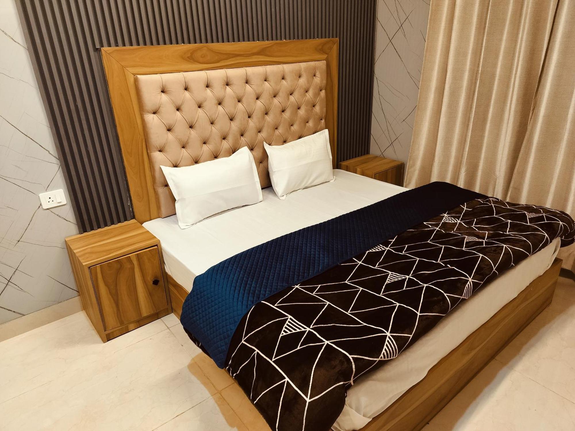 Madan Kunj B & B Mall Road Шимла Экстерьер фото